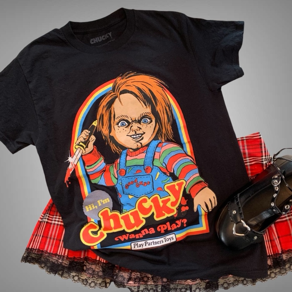 Classic “Hi! I’m Chucky Wanna Play” black short sleeve unisex tee- S